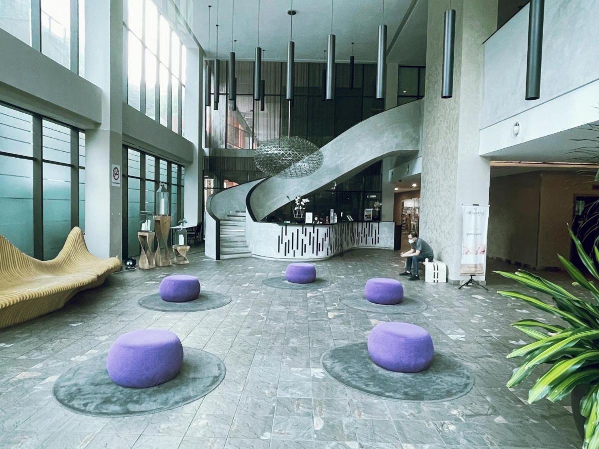 Hotel Q Damansara By Trillionz Petaling Jaya Exterior foto