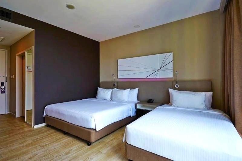 Hotel Q Damansara By Trillionz Petaling Jaya Exterior foto